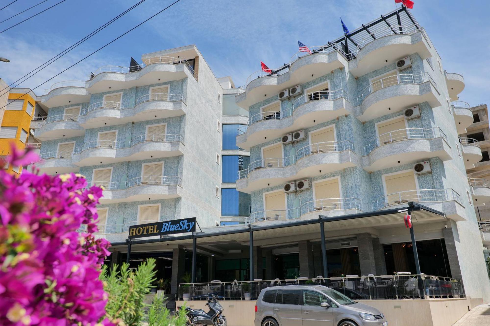 Hotel Blue Sky Sarandë Exterior foto